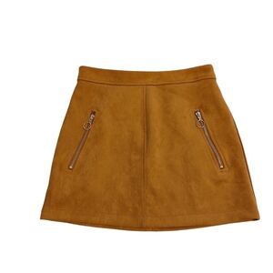 Forever 21 Front Pocket Faux Suade Mini Skirt- size S